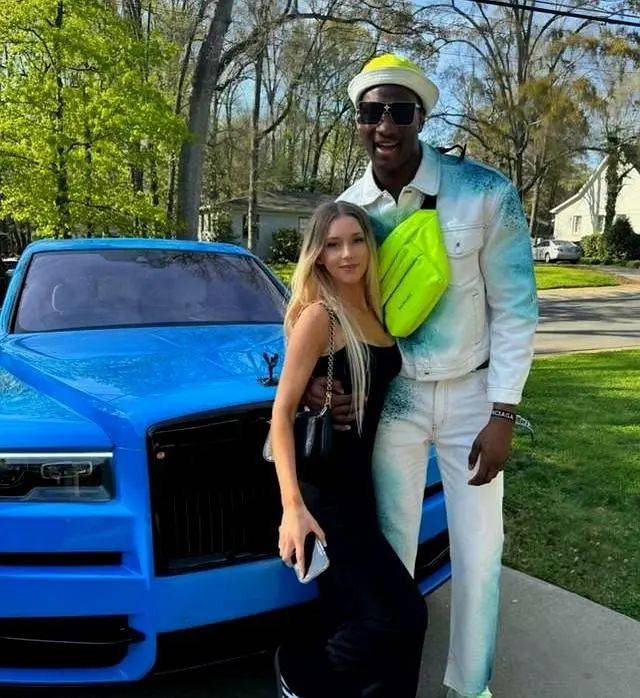 豹纹比基尼戏水！终于明白没有NBA球队签他！