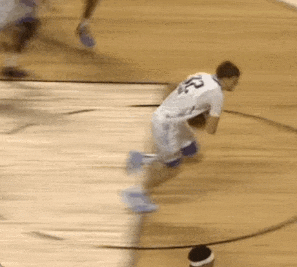 21投16铁！广东队外援锁死弗拉格！NBA状元首秀彻底搞砸