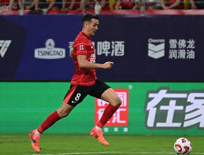 德尔加多破僵局，莱切特定乾坤！成都蓉城2-0国安，申花坐收渔利