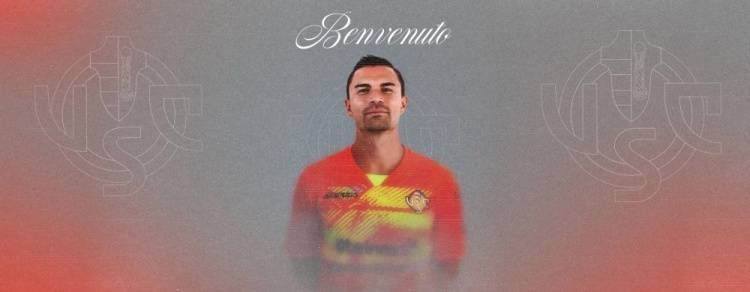 官方：克雷莫纳租借签下印尼国门奥代罗，含买断选项