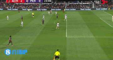 半场-AC米兰5-0珀斯光荣 奥卡福双响17岁科莫托造点+勺子点射