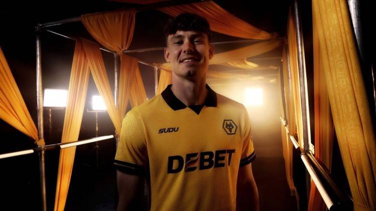 官方：狼队买断塞尔塔租将拉尔森，签约至2029年