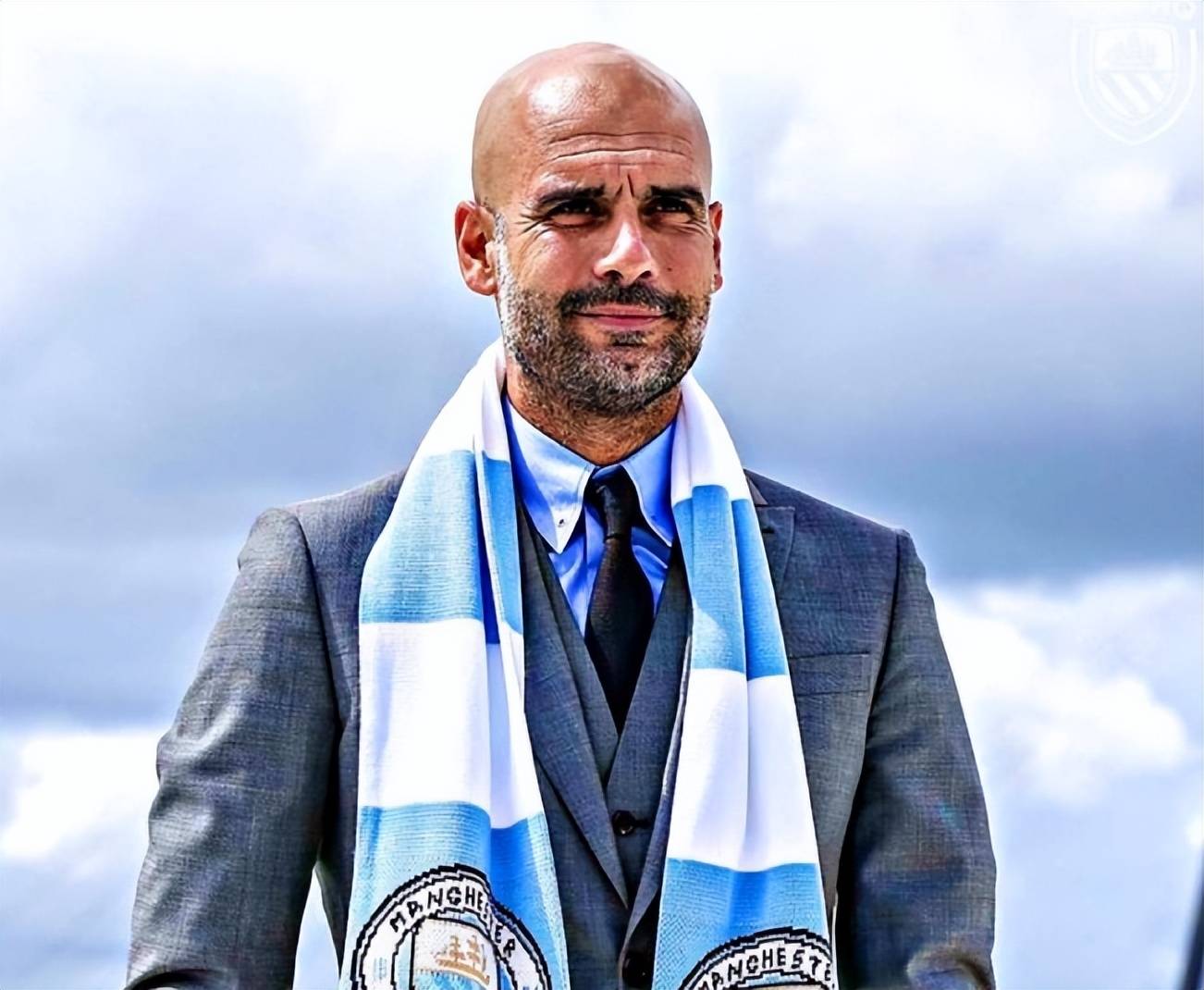 情绪崩溃！家庭破裂！曝瓜迪奥拉2年后告别，重建曼城已成最后执念