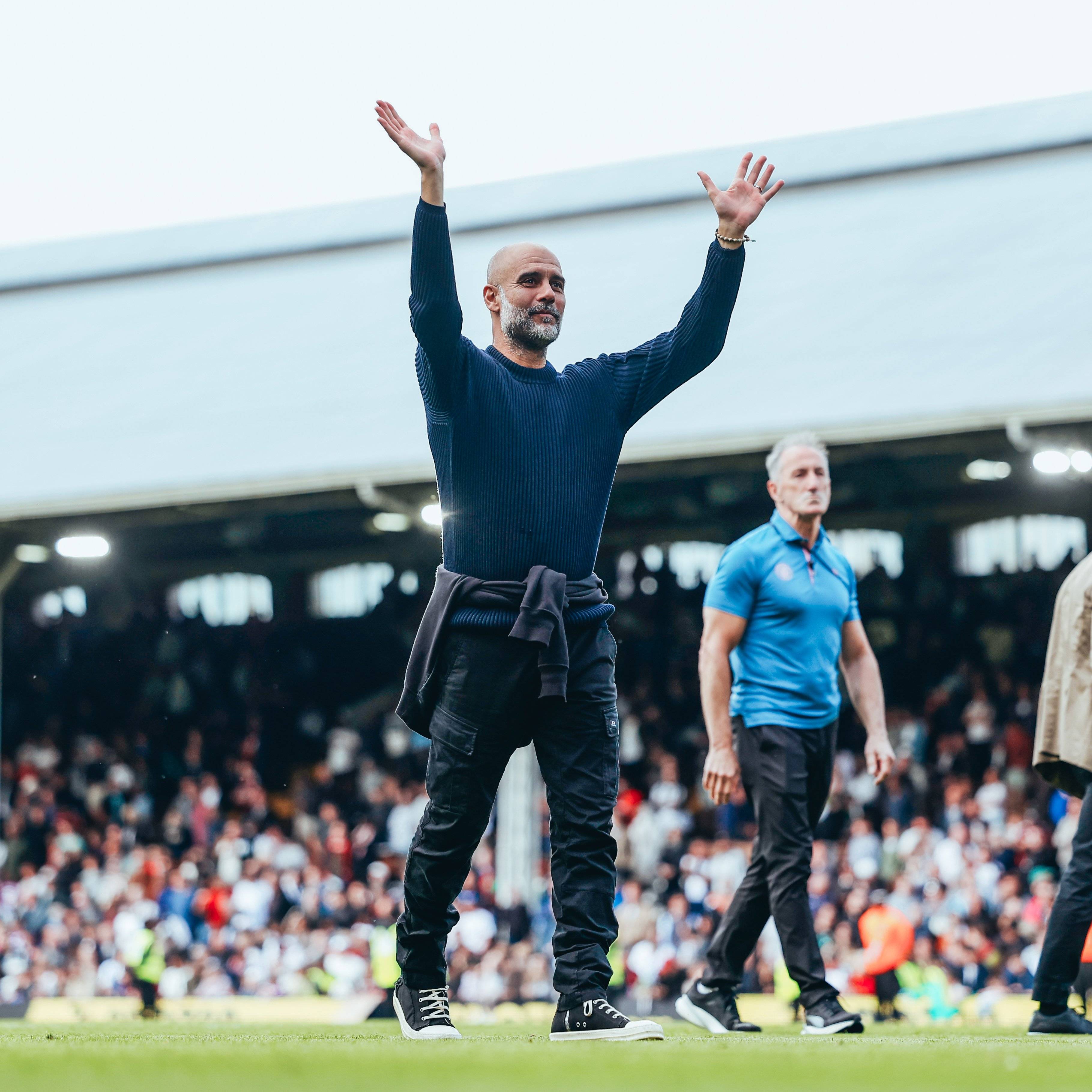 情绪崩溃！家庭破裂！曝瓜迪奥拉2年后告别，重建曼城已成最后执念