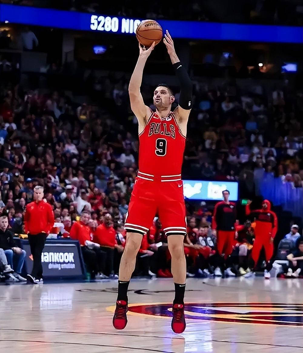 芝加哥公牛调整阵容 力争小球优势