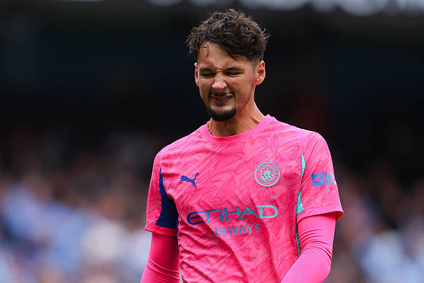 英超战术复盘-热刺是怎么赢的曼城？长传破解高位逼抢