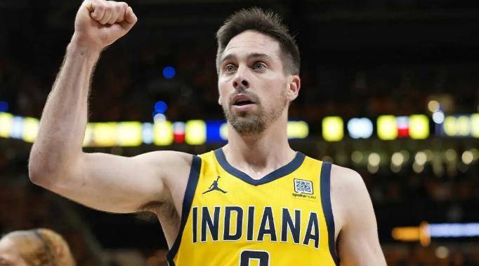 NBA“溜马队”传奇：印第安纳步行者的逆袭与挑战