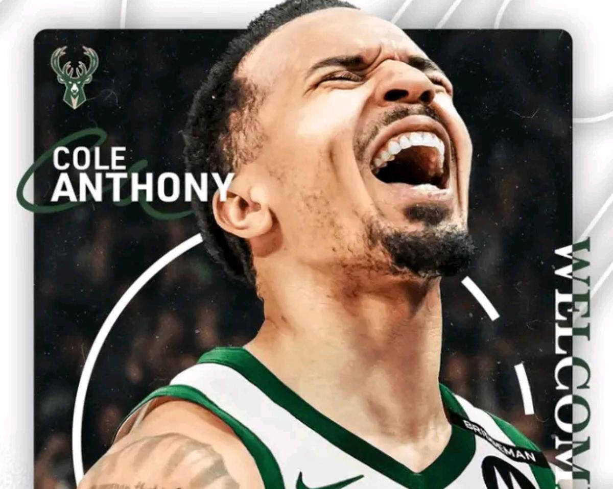 密尔沃基雄鹿连续签下两大球员