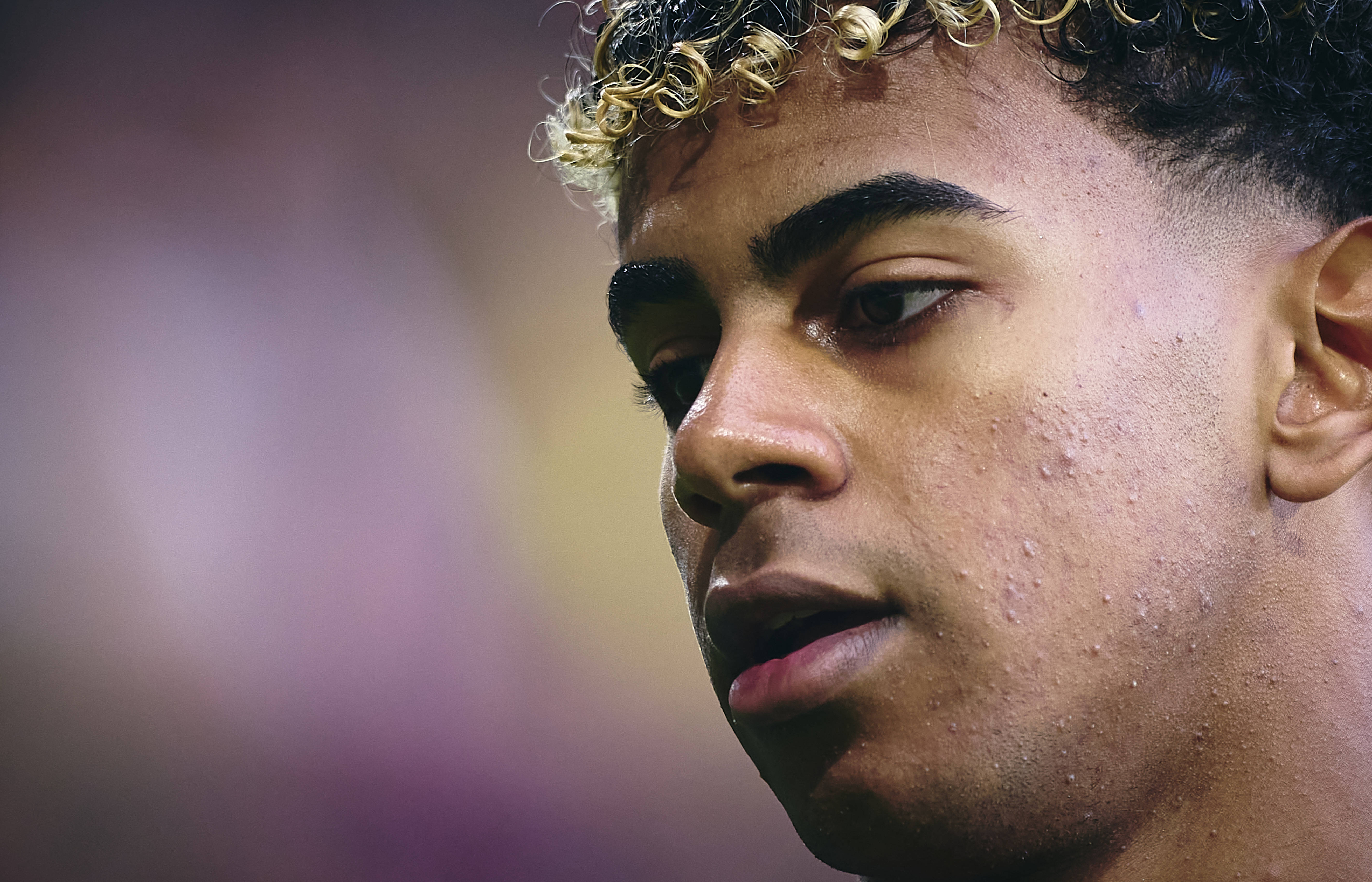 （体育）足球——西甲：巴塞罗那胜比利亚雷亚尔