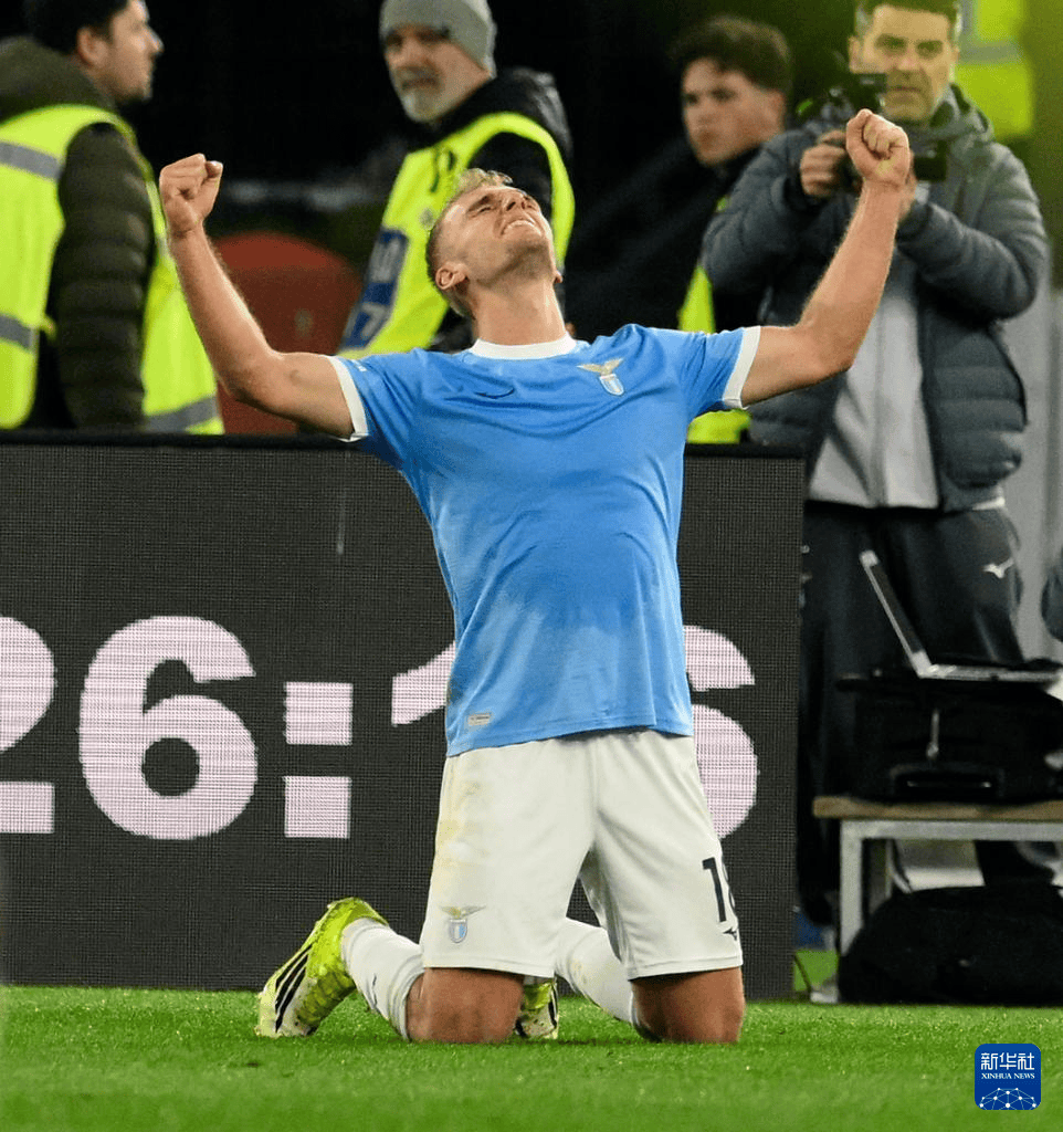 意甲：AC米兰不敌拉齐奥